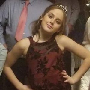 Meet your Posher, Mia